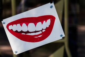 Find a local Teeth Whitening Dentist in Coney Island NY and get whiter teeth today.